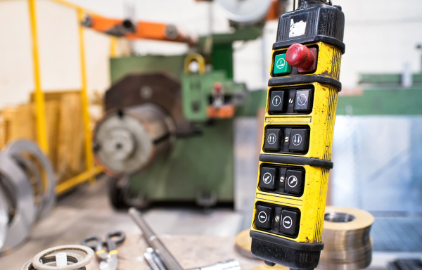 Man Crushed by Defective Positioning Machine: A Biomechanical & Mechanical Analysis